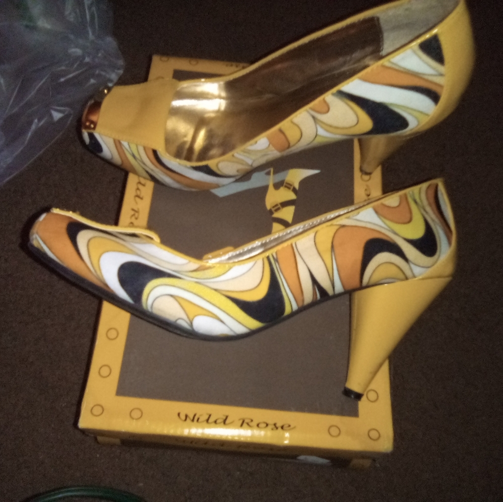 Wild Rose Heels
